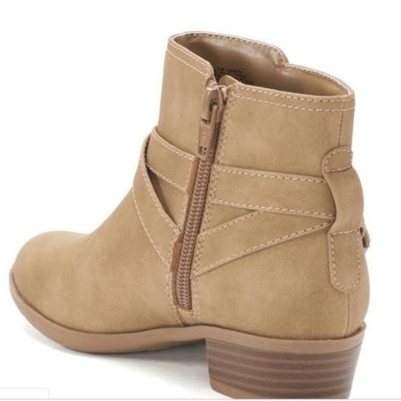 SO Carisa Girls Ankle Taupe Memory Foam Boots-3 - Picture 2 of 4